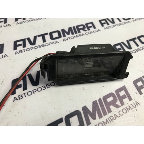 Ліхтар підсвітки номерного знаку Hyundai i30 HB 2007-2012 925012L000